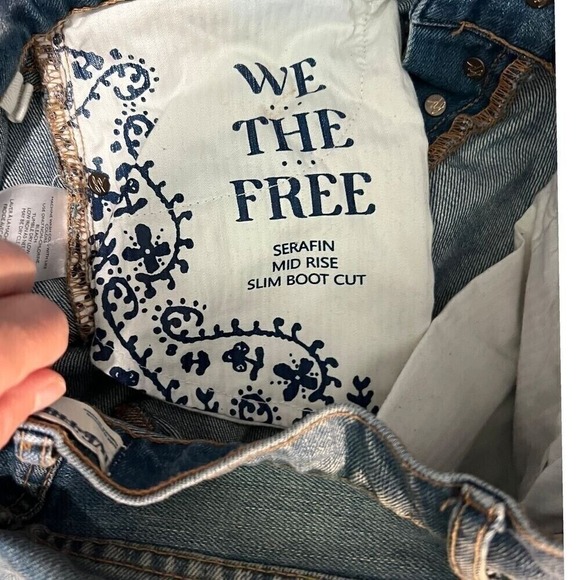 NWOT Free People We the Free Serafin Mid-Rise Slim Bootcut Jeans Size 26 - Picture 8 of 10